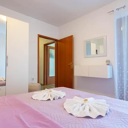 Doris Apartman Lovran