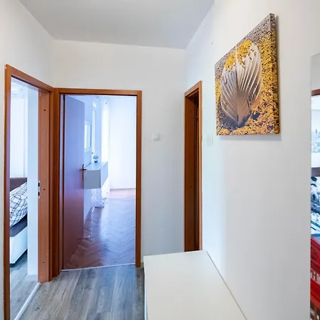 Doris Apartmán *
